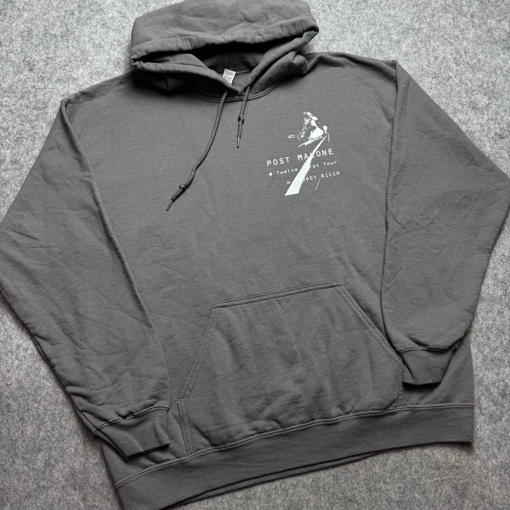 Gildan Hoodie Mens Large Gray Post Malone Tour Graphic Pullover Sweatshirt